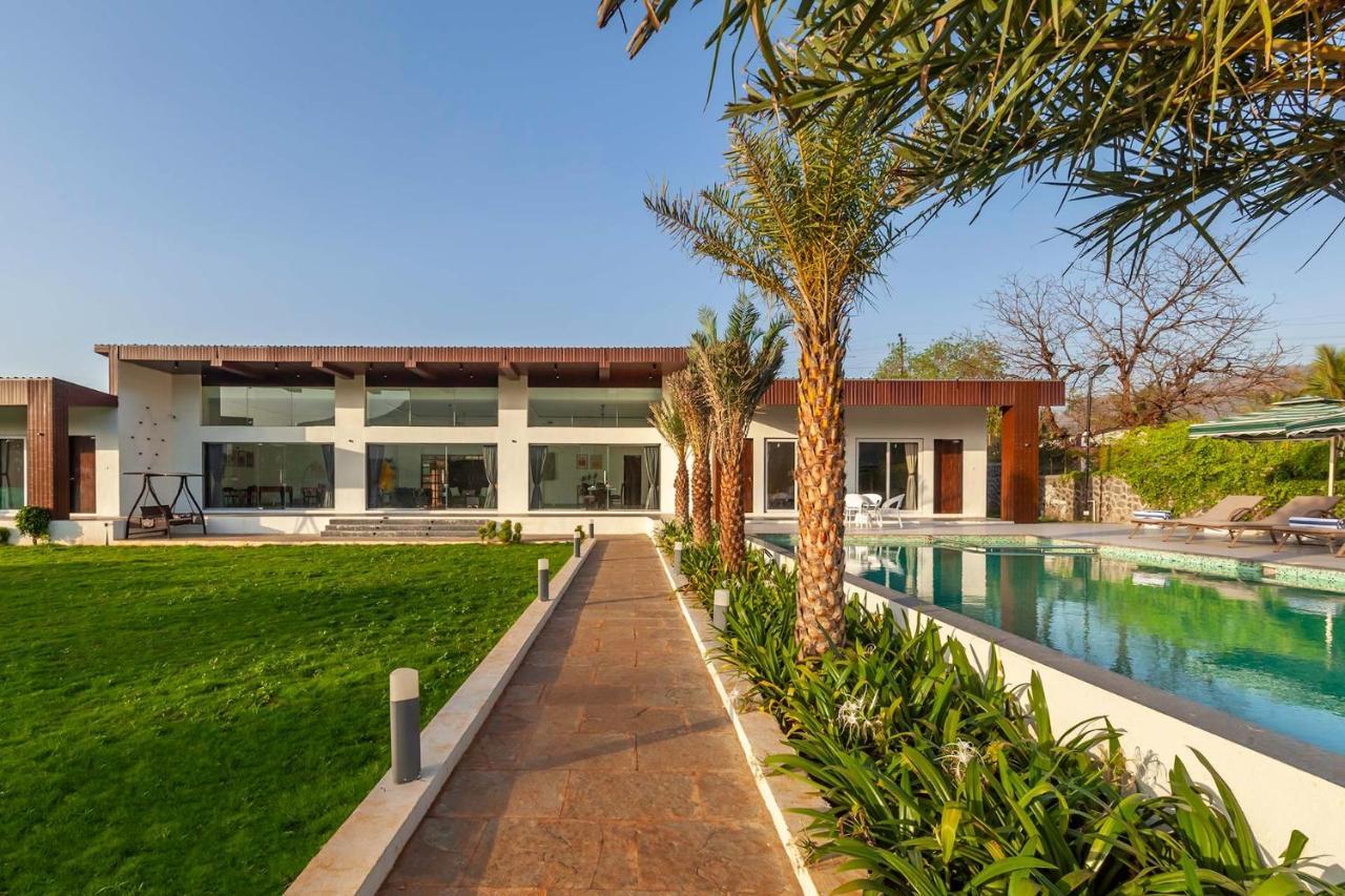 Natures Odyssey By Stayvista - Amidst Lush Greenery With Outdoor Pool And Indoor Activities Chinchavli Zewnętrze zdjęcie